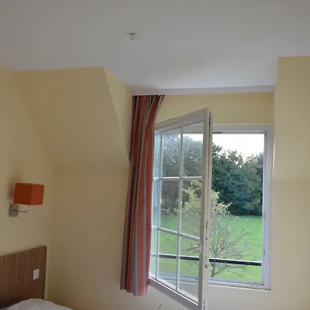 Maison 7/8p Privilege Dans Pierre & Vacances Green Beach Aparthotel
